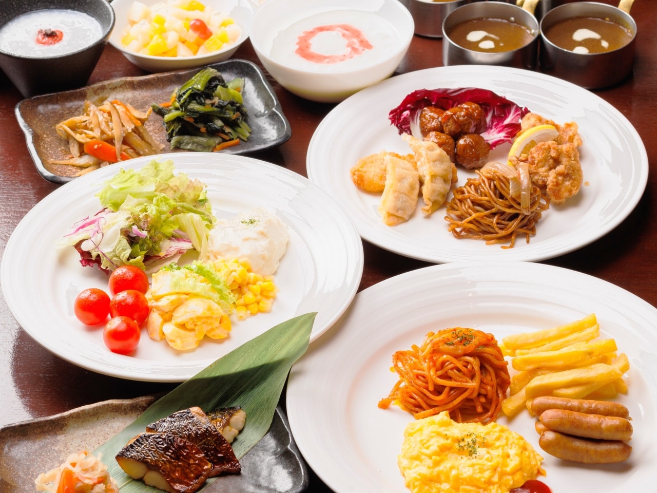 朝食バイキング盛り付け例